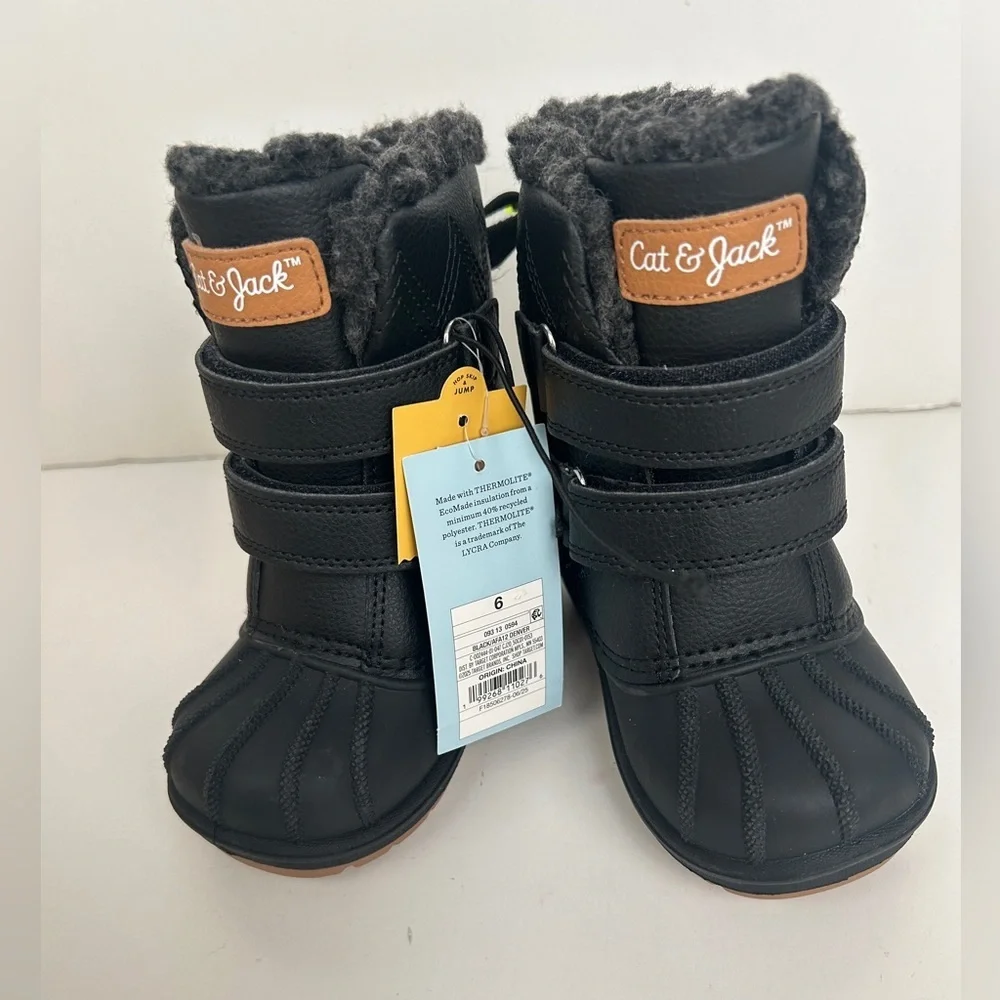 Boy’s Winter Boots size 6